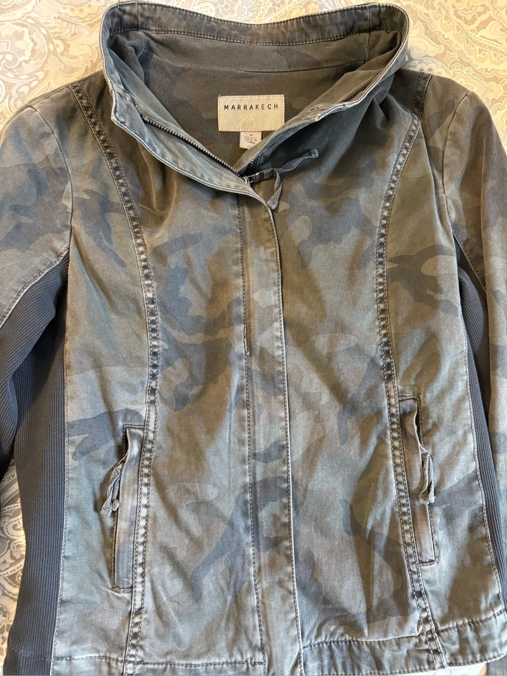 Women's Gray/Green Fitted Camo Utility Jacket